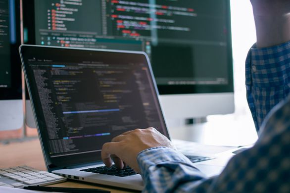 Bähnisch IT: Beratend oder operativ – Experten für alle Kernthemen der Digitalisierung Bähnisch IT: Beratend oder operativ – Experten für alle Kernthemen der Digitalisierung